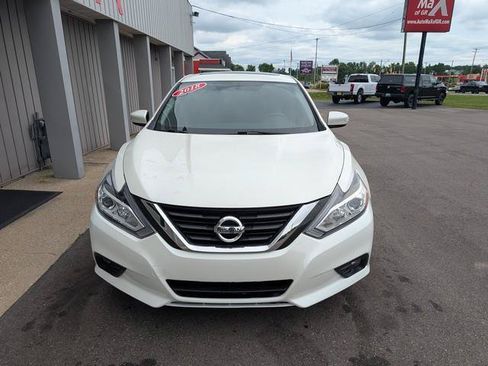 Used 2018 Nissan Altima 2.5 SV w/ 2.5 SV Technology Package FWD image 6