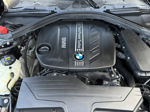 Used 2018 BMW 328d xDrive Sedan w/ Premium Package image 5