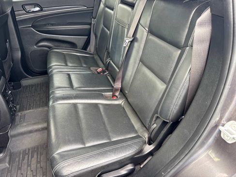Used 2021 Jeep Grand Cherokee Limited w/ Quick Order Package 28K 80th AWD/4WD image 16