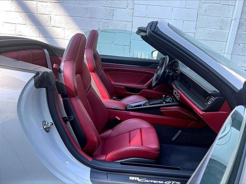 Certified 2022 Porsche 911 Carrera GTS RWD image 12