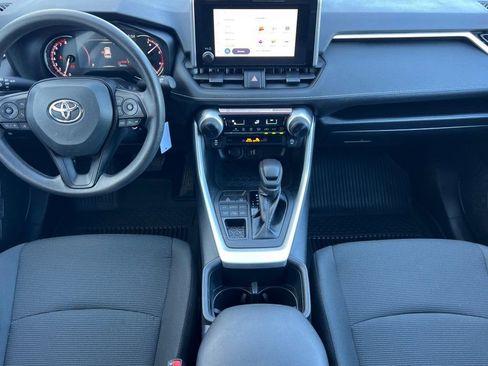 Used 2025 Toyota RAV4 LE AWD/4WD image 10