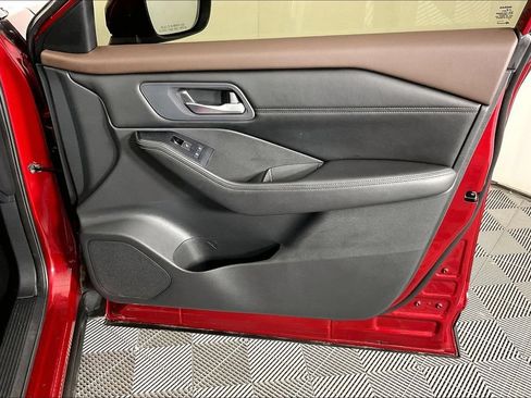 Used 2023 Nissan Rogue SL w/ SL Premium Package FWD image 23