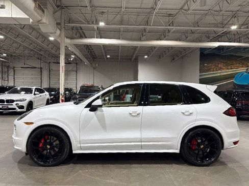 Used 2013 Porsche Cayenne GTS image 36