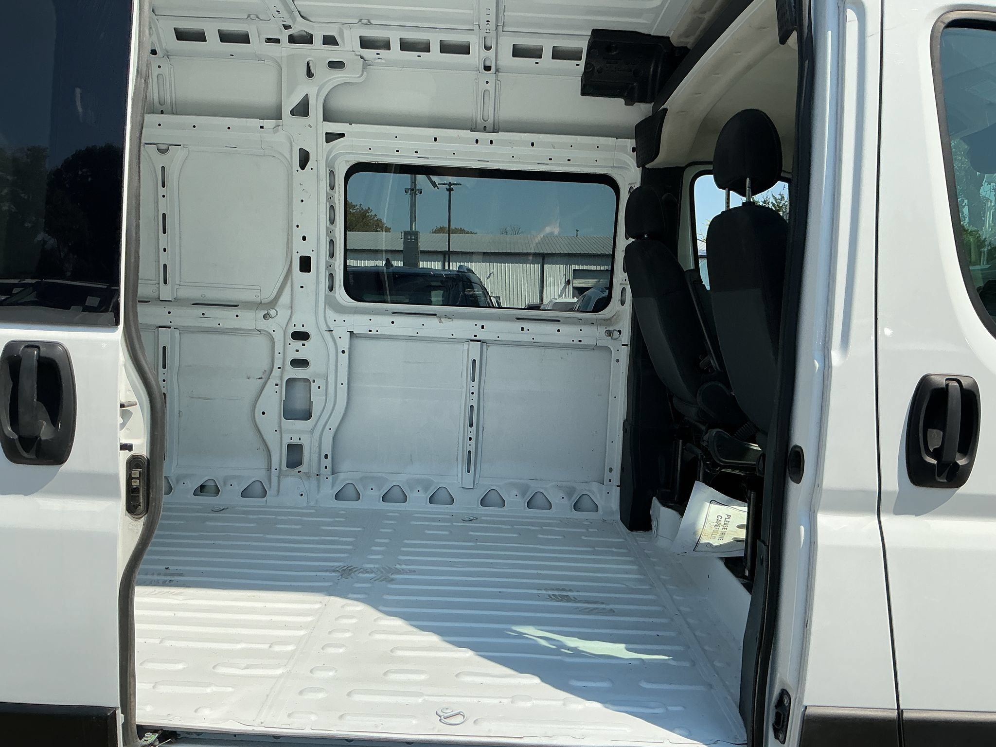 Used 2023 RAM ProMaster 3500 FWD image 7