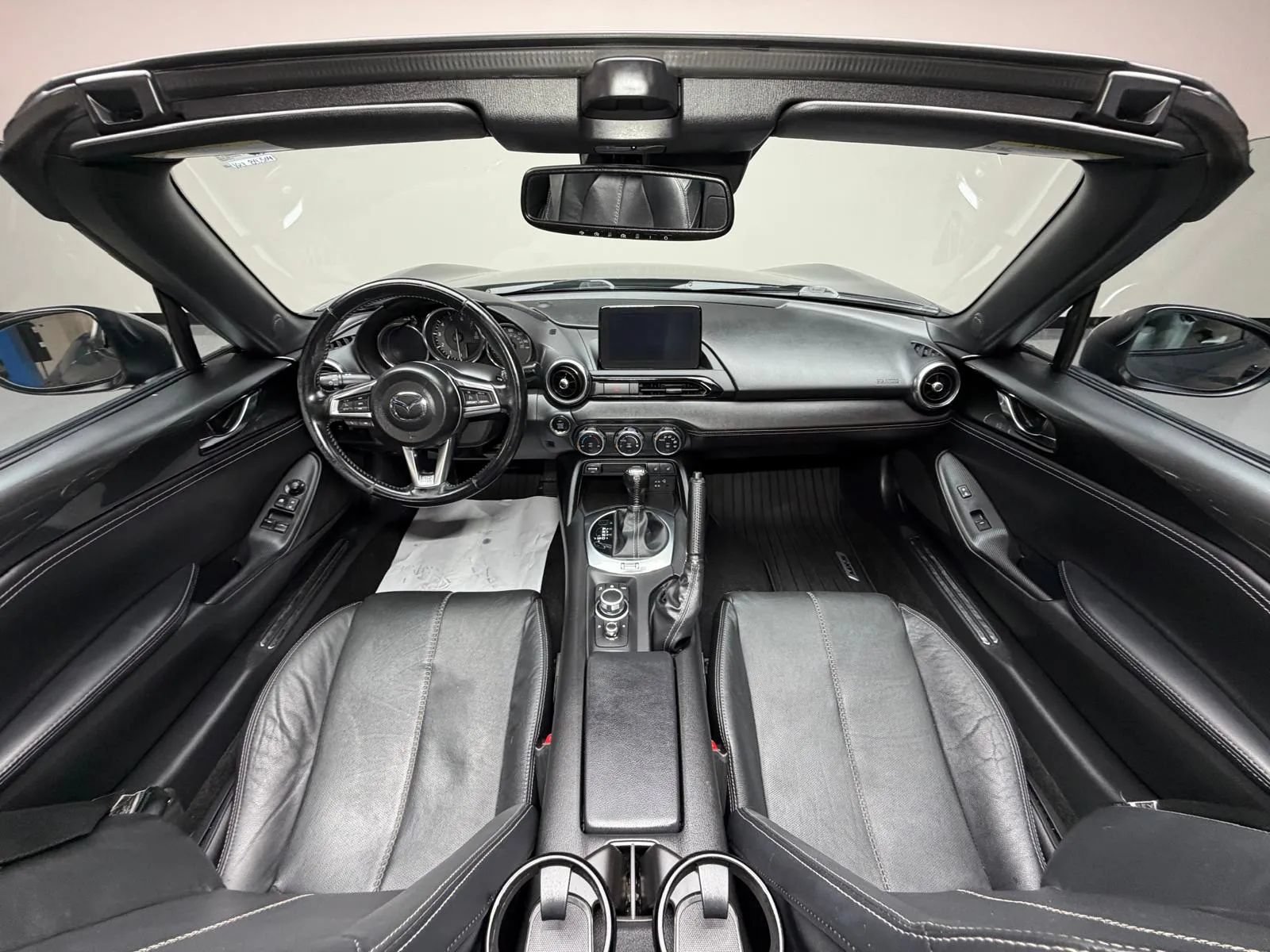 Used 2022 MAZDA MX-5 Miata RF Grand Touring RWD image 15