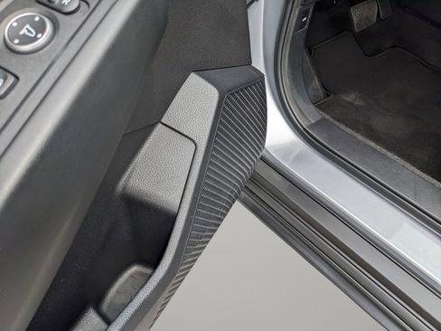 Used 2023 Honda Accord LX image 19