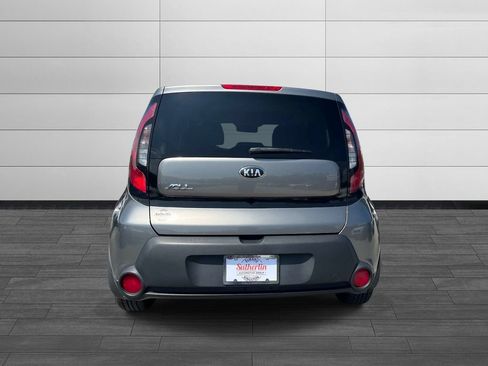 Used 2016 Kia Soul FWD image 4