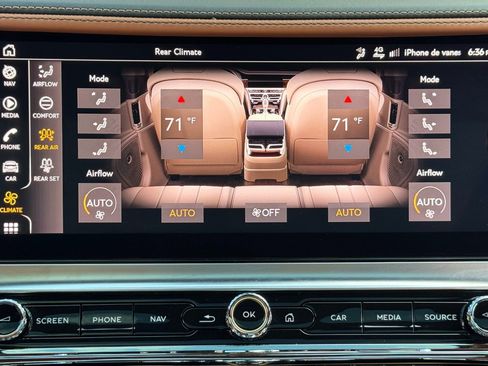 Used 2023 Bentley Flying Spur Azure AWD/4WD image 31