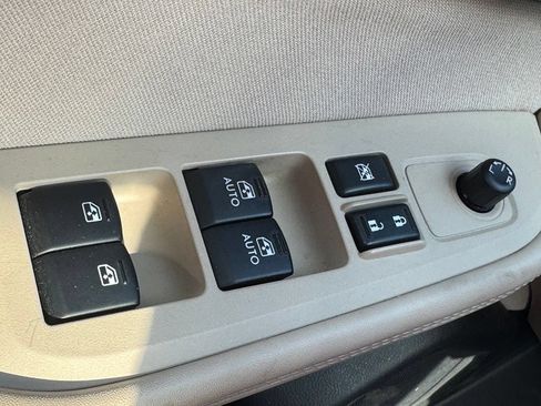Used 2019 Subaru Outback 2.5i Premium AWD/4WD image 16
