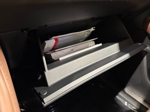 Certified 2024 Toyota Grand Highlander Platinum image 32