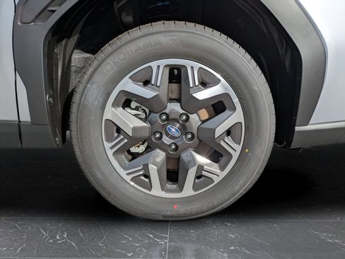 Used 2026 Subaru Forester Premium AWD/4WD image 10