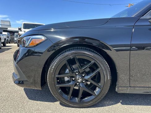 Used 2024 Honda Civic Sport image 17