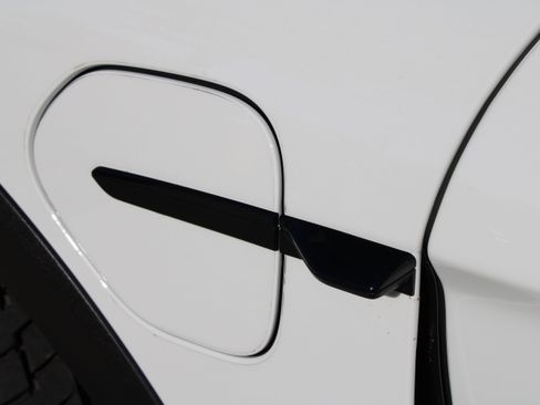 Certified 2023 Porsche Taycan 4S image 14