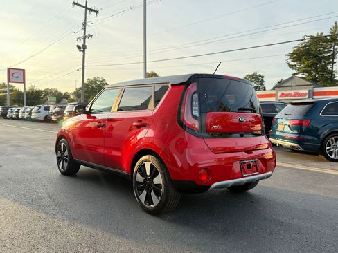 Used 2019 Kia Soul + image 4