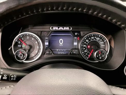 Used 2022 RAM 1500 Big Horn AWD/4WD image 28