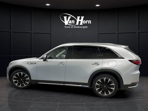 Used 2024 MAZDA CX-90 Plug-In Hybrid w/ Premium Pkg AWD/4WD image 4