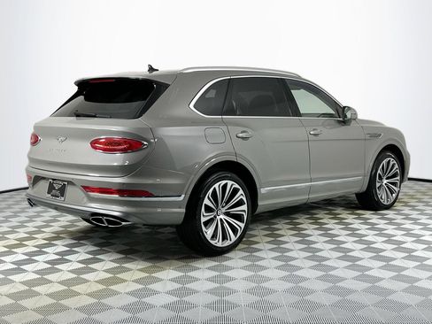 New 2025 Bentley Bentayga image 5