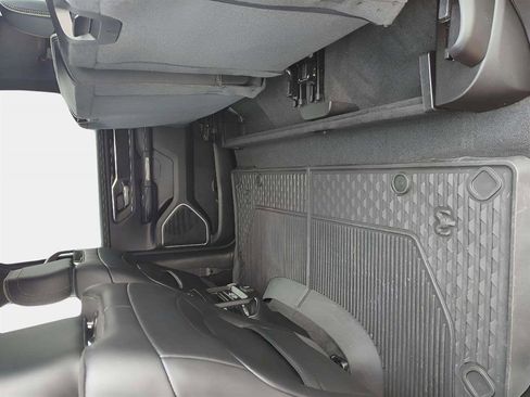 Used 2022 RAM 1500 Laramie w/ Sport Appearance Package image 16