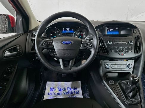 Used 2016 Ford Focus SE w/ Interior Protection Package image 21