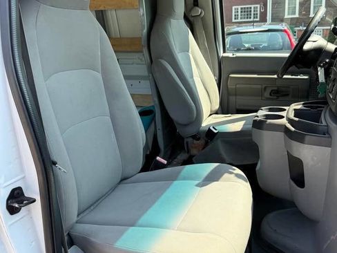 Used 2011 Ford E-250 and Econoline 250 w/ PWR Group image 5