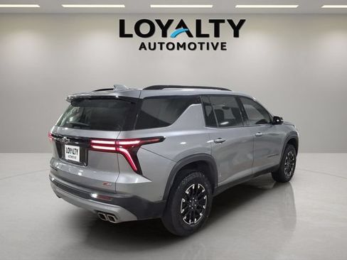 Used 2024 Chevrolet Traverse Z71 w/ Enhanced Driving Package AWD/4WD image 5
