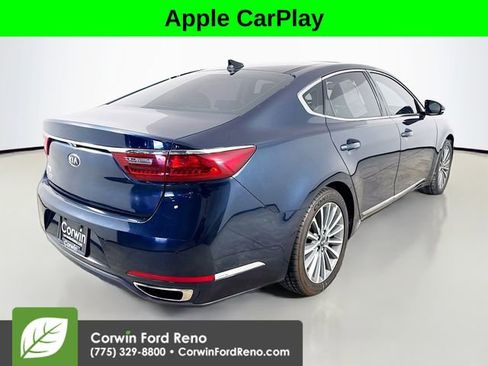 Used 2017 Kia Cadenza Premium w/ Luxury Package image 7