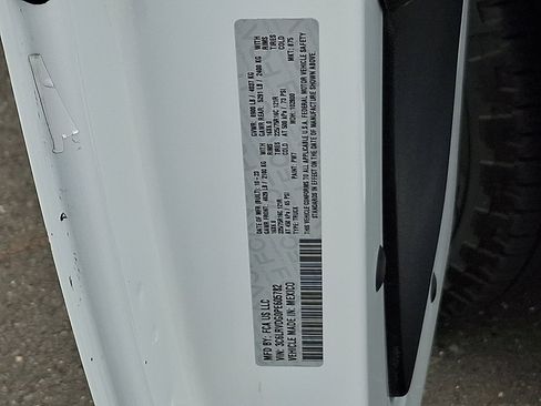 Used 2023 RAM ProMaster 2500 FWD image 26