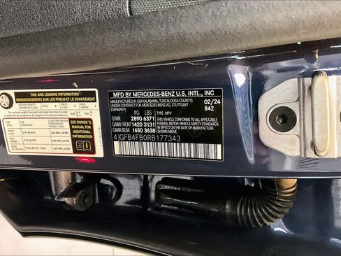 Used 2024 Mercedes-Benz GLE 350 4MATIC image 34