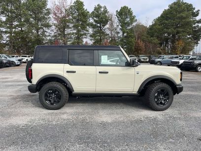 New 2025 Ford Bronco Big Bend w/ Black Diamond Package