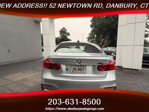 Used 2018 BMW M3 RWD image 4