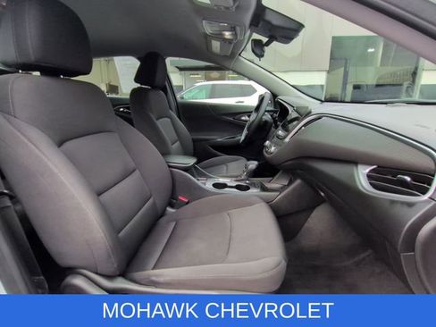 Used 2024 Chevrolet Malibu RS w/ LPO, Floor Liner Package FWD image 28