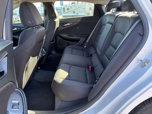 Used 2024 Chevrolet Malibu LT image 12