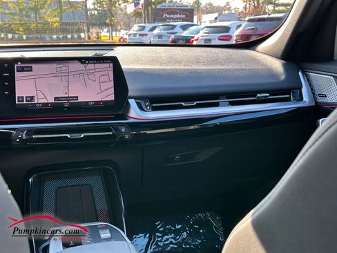 Used 2023 BMW X1 xDrive28i w/ Premium Package image 11