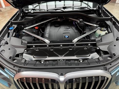 New 2026 BMW X7 xDrive40i w/ Executive Package image 28