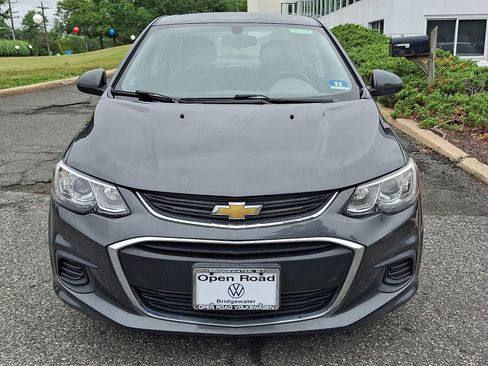 Used 2018 Chevrolet Sonic Premier FWD image 2