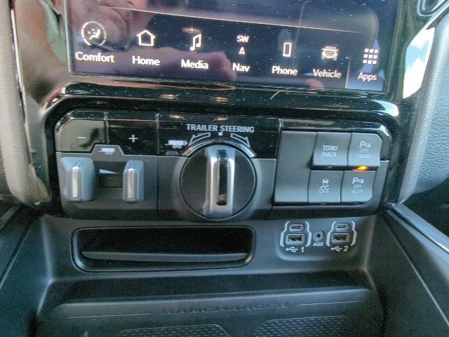 Used 2023 RAM 1500 Laramie AWD/4WD image 21