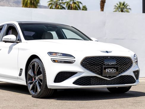 Used 2023 Genesis G70 3.3T w/ Sport Prestige Package RWD image 3