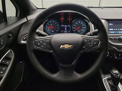 Used 2018 Chevrolet Cruze LT w/ Convenience Package FWD image 22