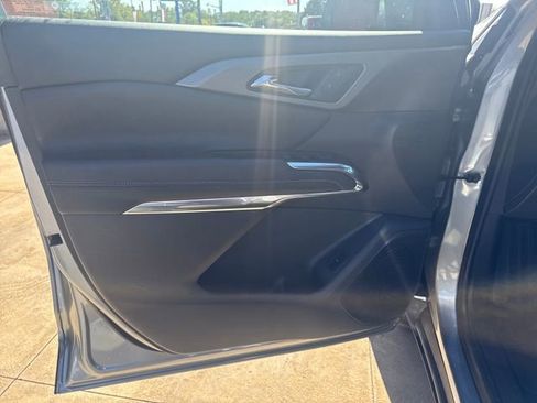 Certified 2025 Chevrolet Traverse LT image 14