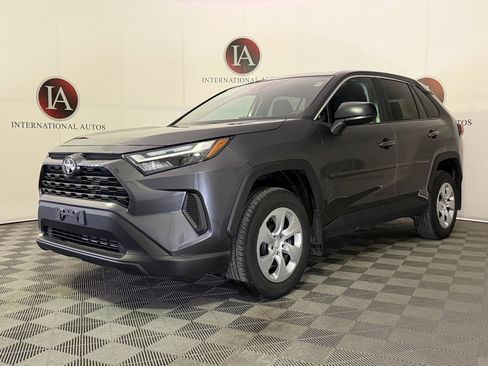 Used 2023 Toyota RAV4 LE image 3