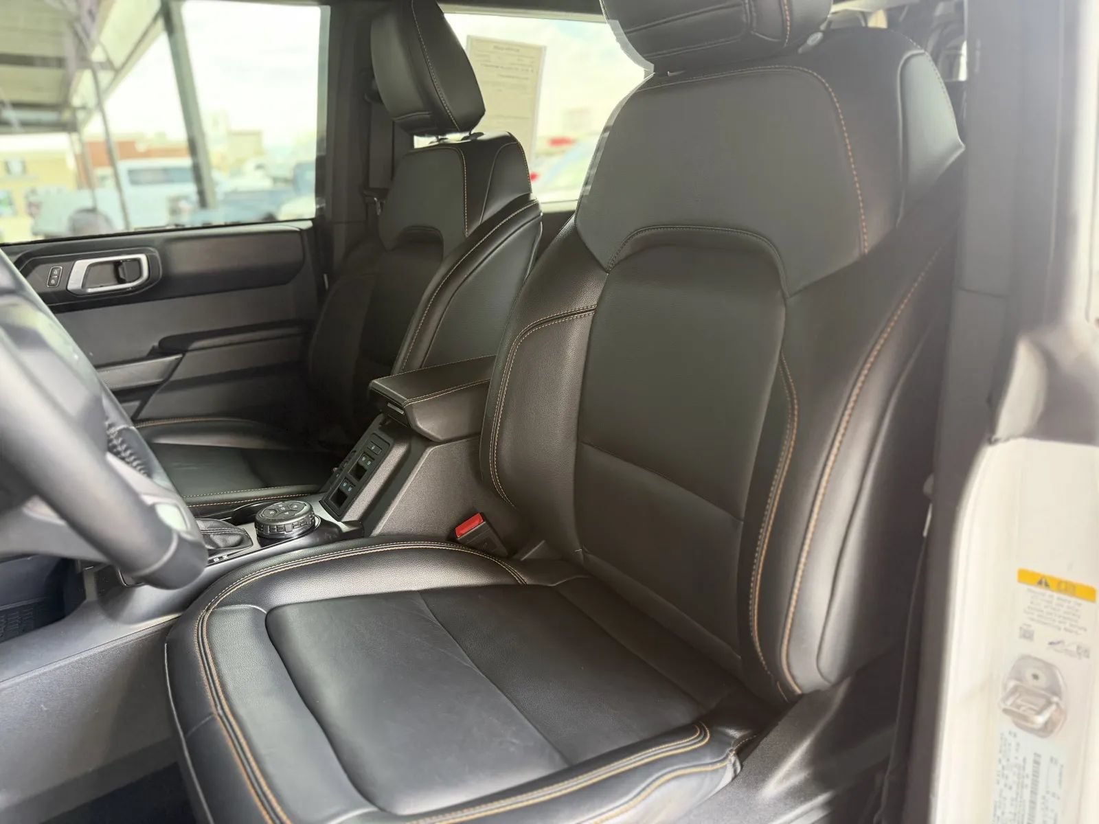 Used 2024 Ford Bronco Badlands AWD/4WD image 15