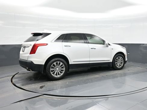 Used 2019 Cadillac XT5 Luxury FWD image 7