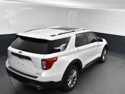 Used 2023 Ford Explorer Limited w/ Limited Technology Package AWD/4WD image 29