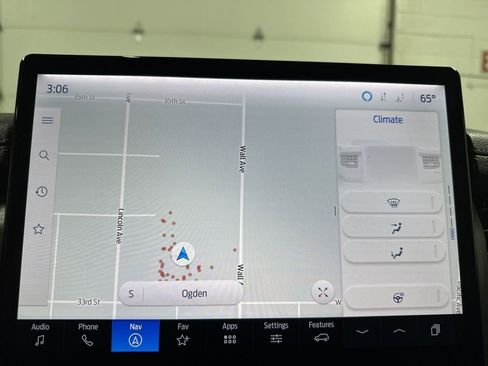 Used 2023 Ford Expedition Max XLT image 27