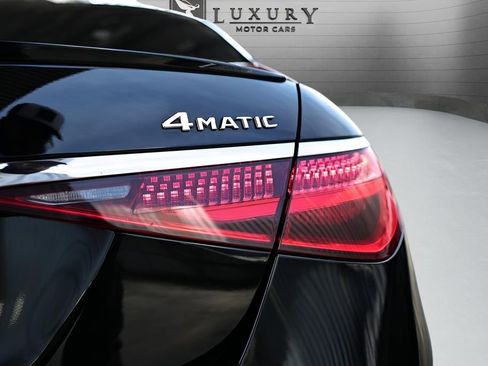 Used 2022 Mercedes-Benz S 500 4MATIC w/ AMG Line Package image 58