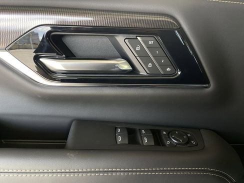 New 2026 GMC Yukon Elevation AWD/4WD image 23