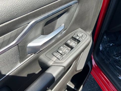 Used 2025 RAM 1500 Big Horn AWD/4WD image 11