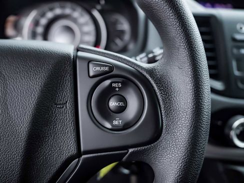 Used 2016 Honda CR-V LX image 16