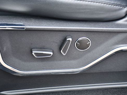 Used 2023 Ford F150 Lariat w/ Equipment Group 502A High image 14