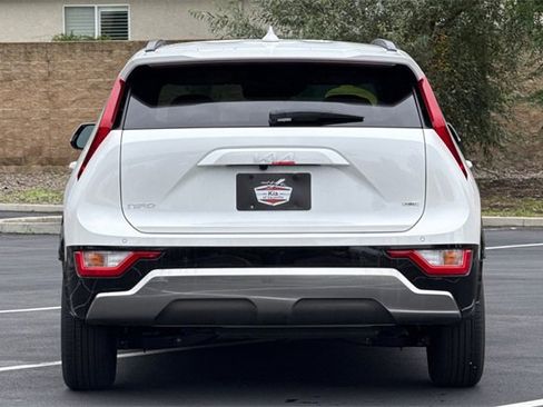 New 2026 Kia Niro SX image 6